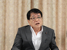 弁理士制度推進議員連盟 山本 拓 幹事長