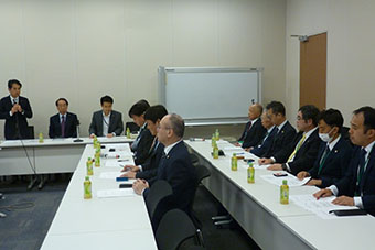 議員連盟の様子